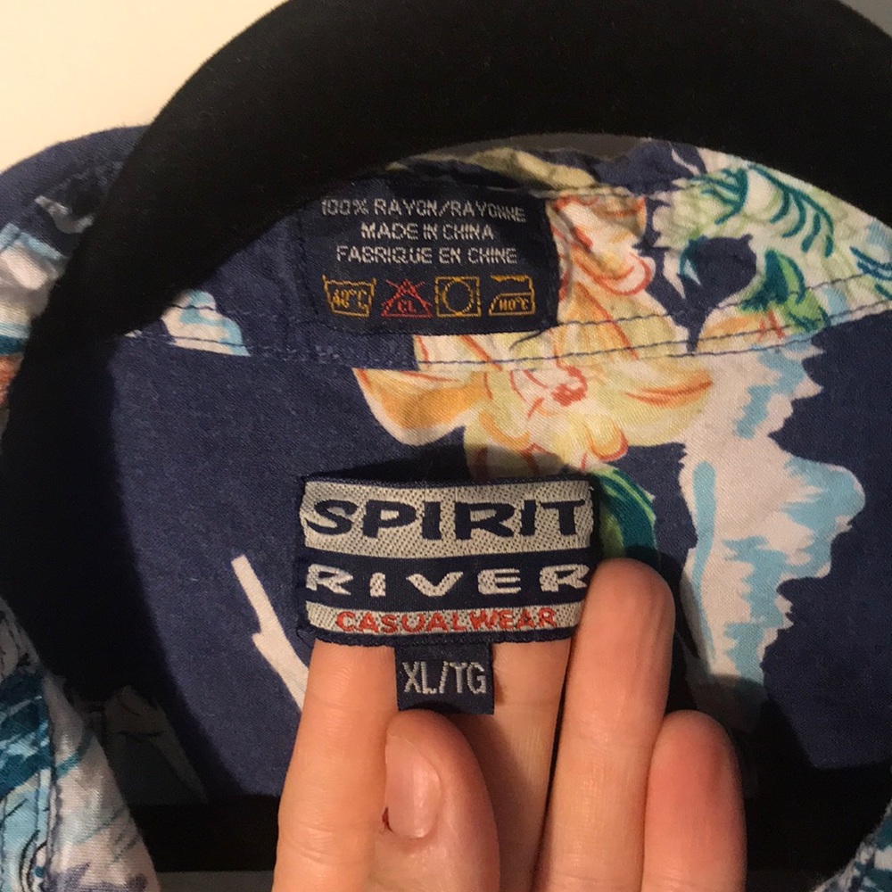 Vintage Hawaiian bowling shirt - Picture 5 of 5